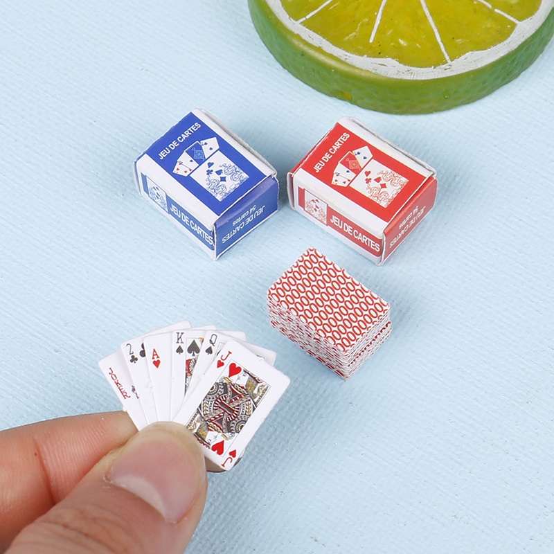 Bộ 2 Thẻ Bài Poker Mini Tỉ Lệ 1: 1 Dễ Thương Dùng Trang Trí Nhà Cửa