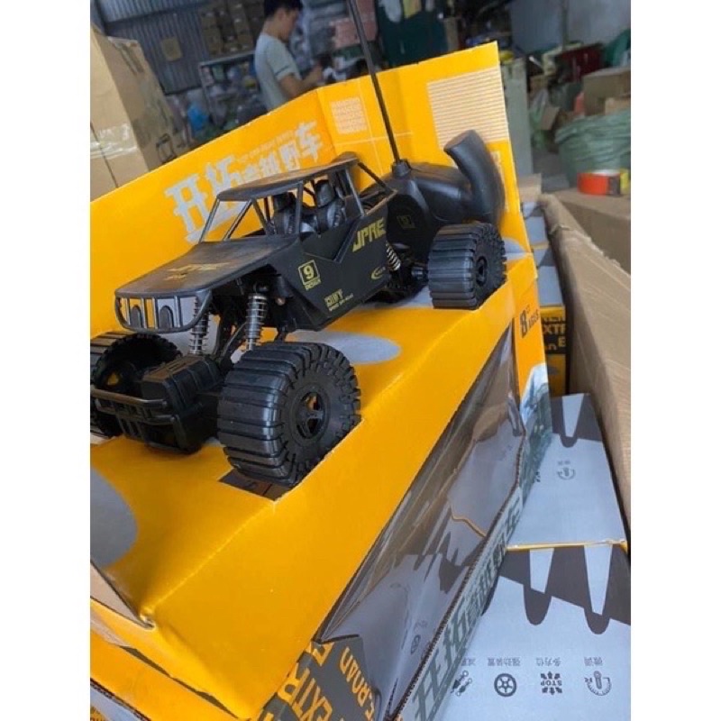 Oto địa hình có điều khiển