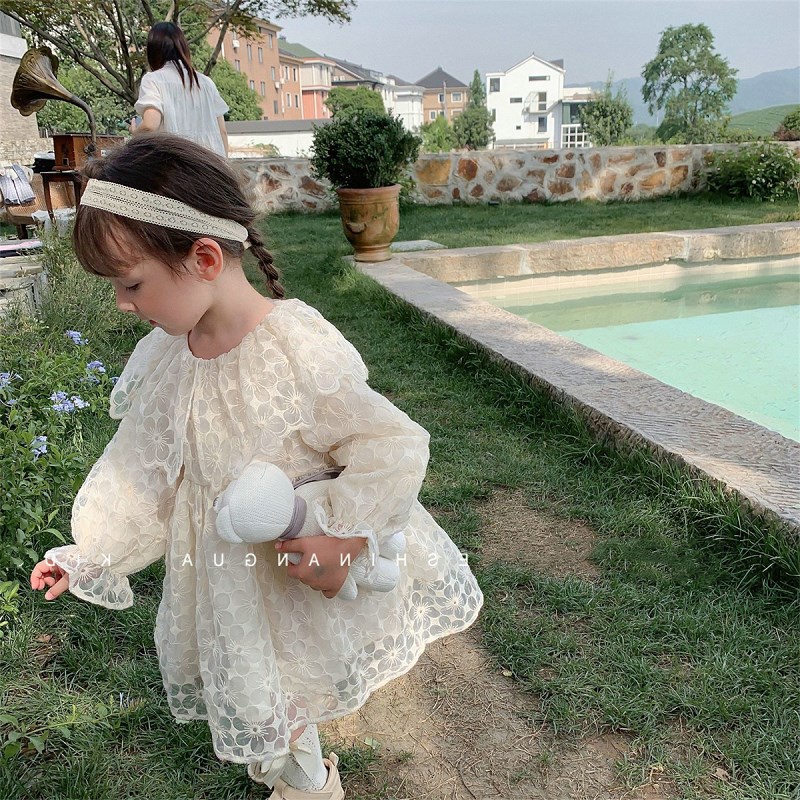 Váy ren công chúa thu đông