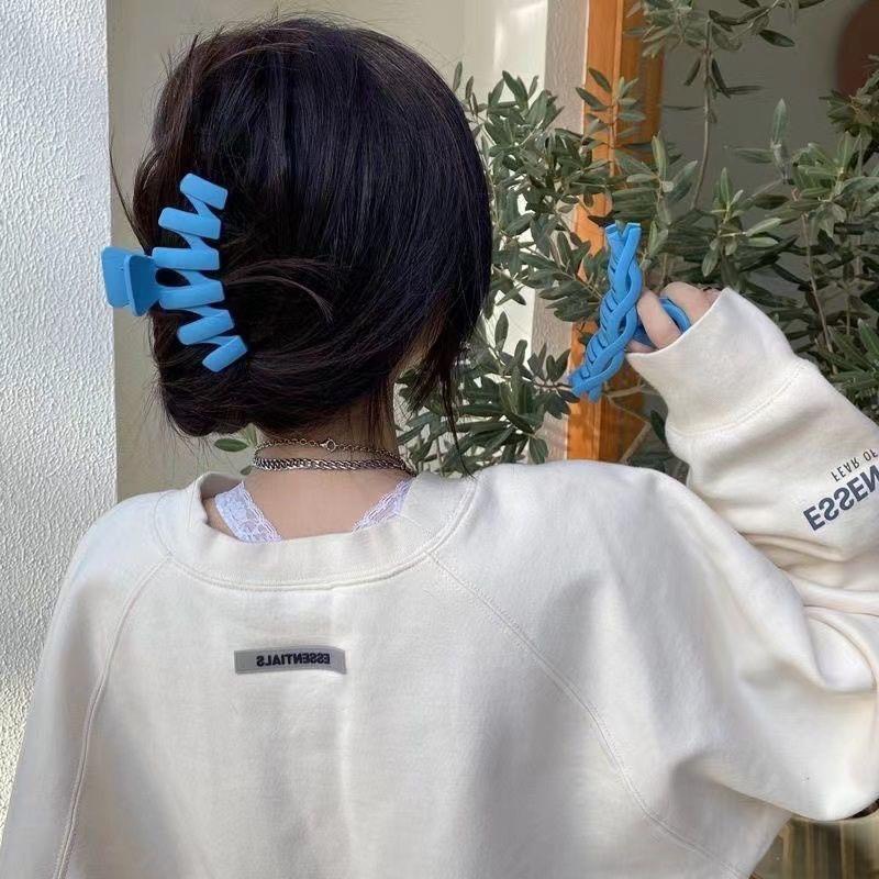 Set kẹp tóc càng cua 8 chiếc siêu xinh dành cho bạn gái. Màu xanh biển
