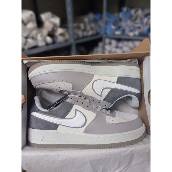 Af1 xám chuột