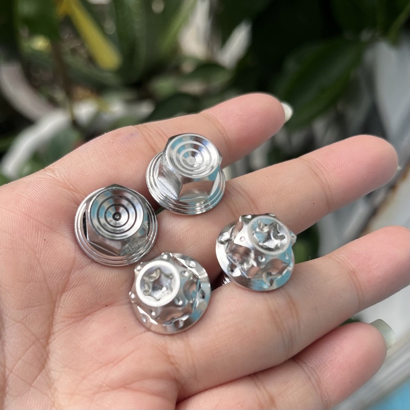 Ốc 8li  inox304 cho các loại xe máy