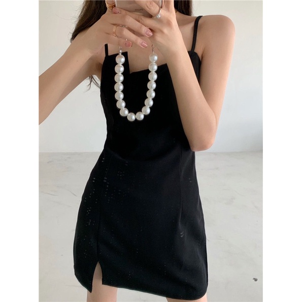 Váy 2 dây body xẻ đùi ngắn hotgirl