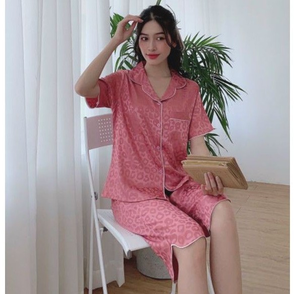 Đồ Ngủ Pijama Đồ Bộ Mặc Nhà Gấm Cao Cấp Quần Lửng Đủ Size🎀Giảm 10K Đơn 200K | BigBuy360 - bigbuy360.vn