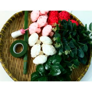 Set hoa hồng xoắn giấy nhún