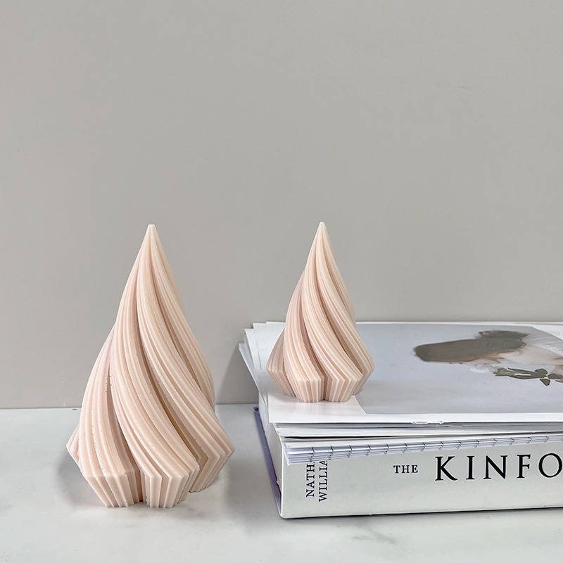 Khuôn Làm Nến / Xà Phòng Hình Nón 3D Bằng Silicone DIY