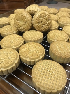 Bánh mooncake nhà làm!