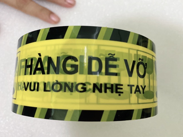 1 Cuộn Băng keo in chữ Hàng Dễ Vỡ