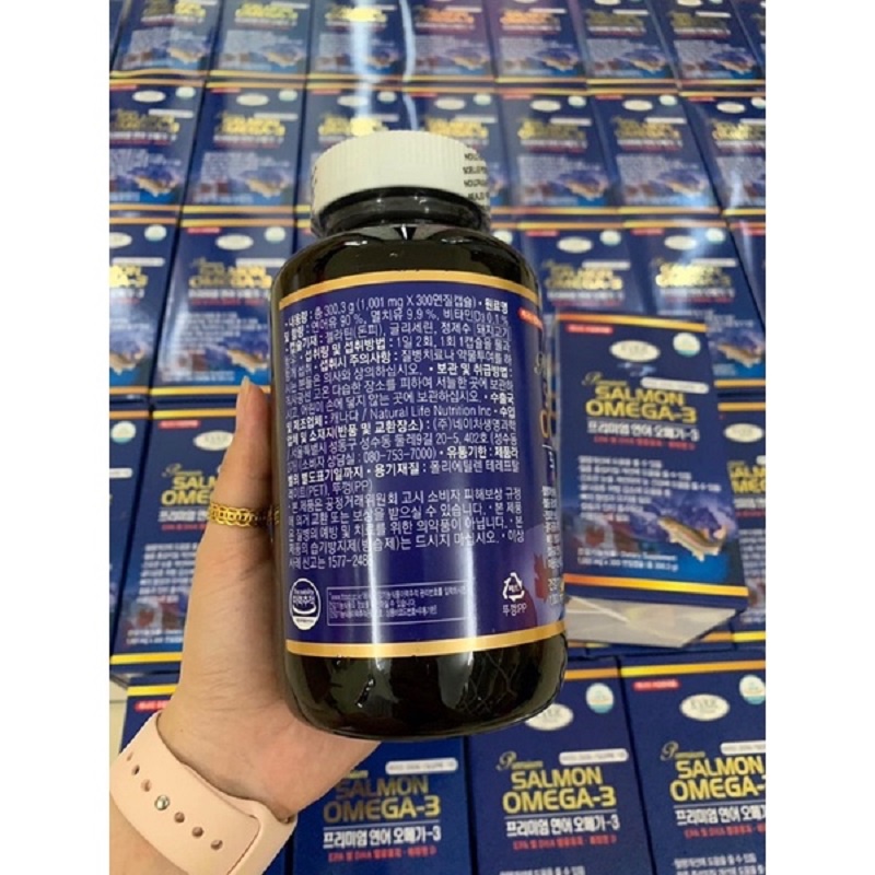 Dầu Cá Salmon Omega-3 Premium, Hộp 300 Viên, Giúp Giảm Mỡ Máu, Nâng Cao Sức Khỏe, Mắt Sáng Tinh Anh
