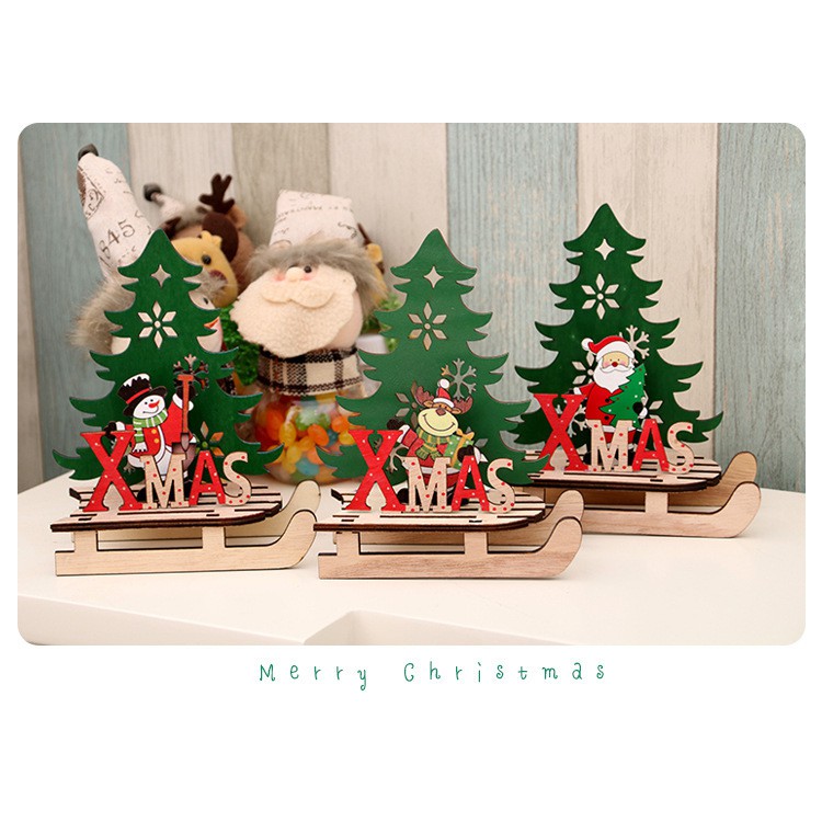 Mô hình gỗ Xe trượt tuyết Noel trang trí trên bàn cho mùa giáng sinh an lành
