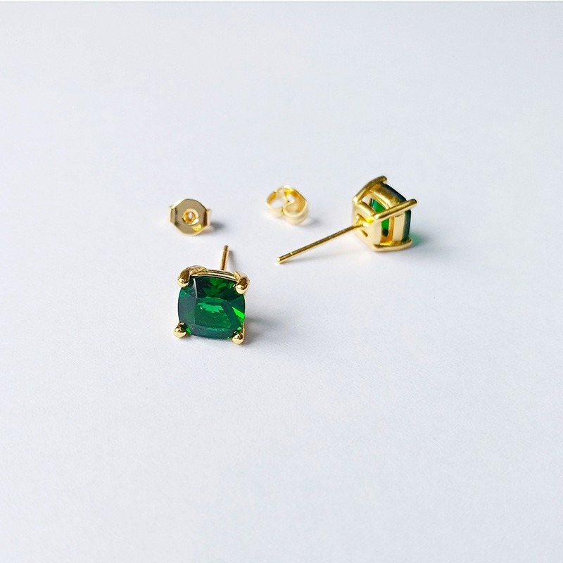 Bông Tai Mạ Vàng 18k Đính Ngọc Lục Bảo Phong Cách Cổ Điển