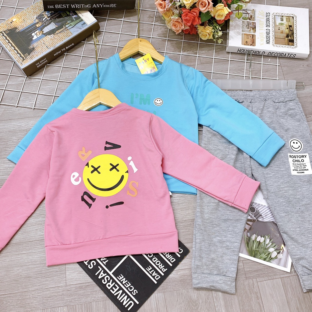 Set bộ quần áo thu đông cho bé gái 4-14 tuổi mẫu Mặt Cười. Thiết kế cá tính, đường may kỹ.MA86