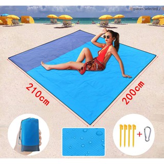 Thảm picnic dã ngoại du lịch kích thước 2,1 x 2m chất liệu polyeste chống thấm nước tặng kèm 4 chốt ở 4 góc thảm