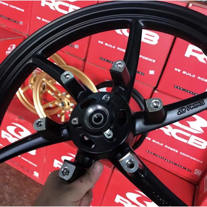 Mâm 6 cây RCB gắn cho Winner X bản 1.85-2.5 Đen