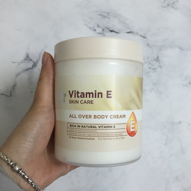 Kem dưỡng thể Vitamin E All Over Body Cream 475ml - Superdrug
