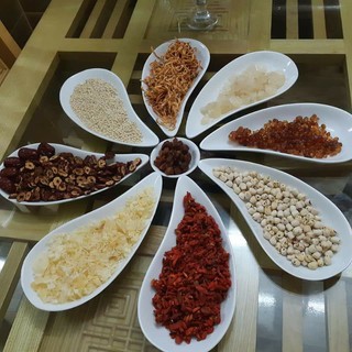 Bộ đĩa hình hoa cúc Bát Tràng