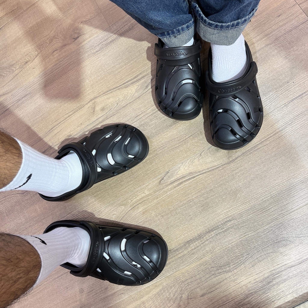 [CHÍNH HÃNG] Dép Sục Rọ &quot;CROCS&quot; DISCOVERY Expedition - màu All Black