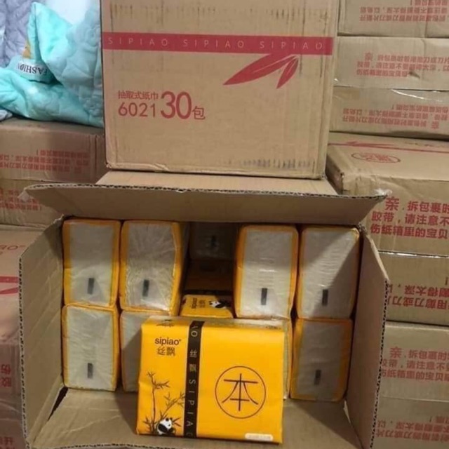 Giấy ăn gấu trúc 30 gói -1 thùng