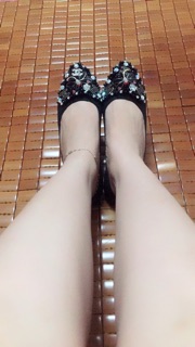 Giày bệt đính đá chuồn chuồn