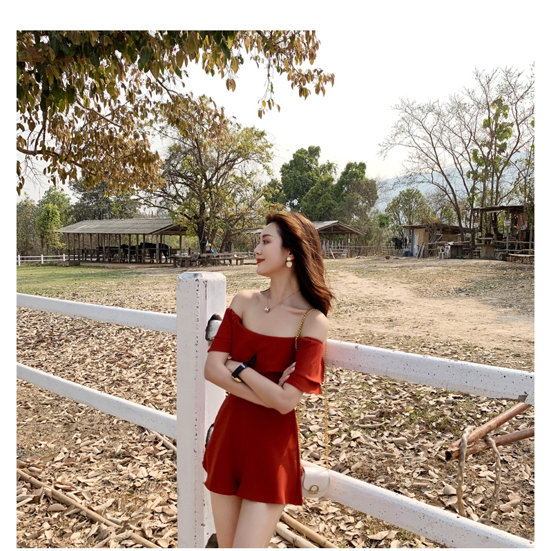 Bộ Áo Liền Quần Trễ Vai Dáng Rộng Eo Cao Quyến Rũ Trẻ Trung Cho Bạn Gái | BigBuy360 - bigbuy360.vn