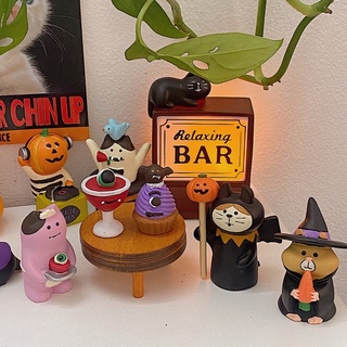 Mô hình mèo chủ đề Halloween