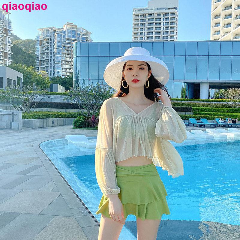 Set Đồ Bơi Hai Mảnh Phong Cách Hàn Quốc Quyến Rũ Dành Cho Nữ | BigBuy360 - bigbuy360.vn