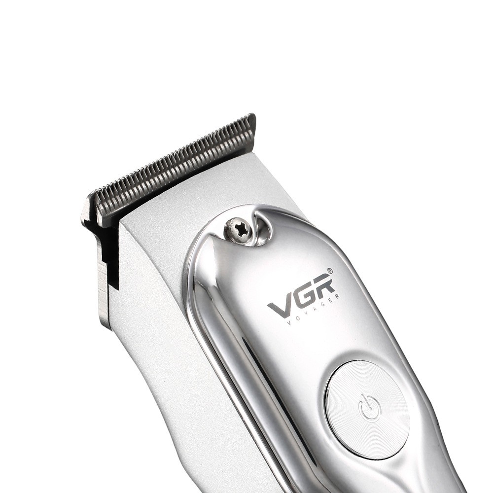 [New Arrival] VGR V-071 Hair Clipper Electric USB Charging Stainless Steel Blade Multiple Limit Combs