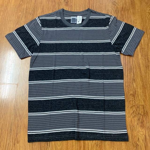 Áo thun UNlQI0(1721)