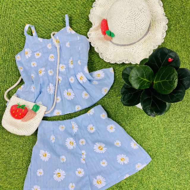 Set đồ siêu xinh cho bé