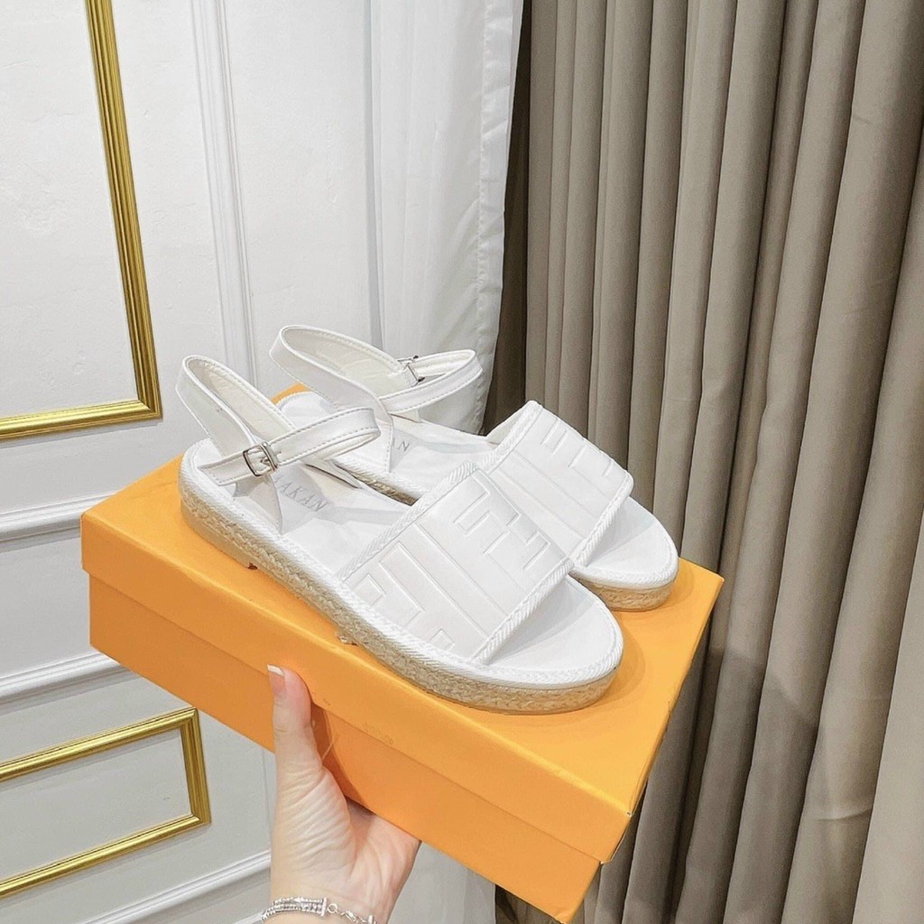 Sandal đế cói hàng dập nổi FENDI