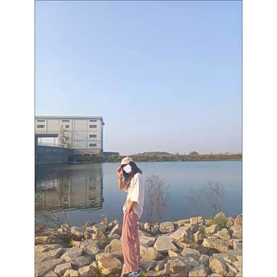 Quần nhung tăm phong cách Hàn Quốc - ảnh thật cận chất | BigBuy360 - bigbuy360.vn