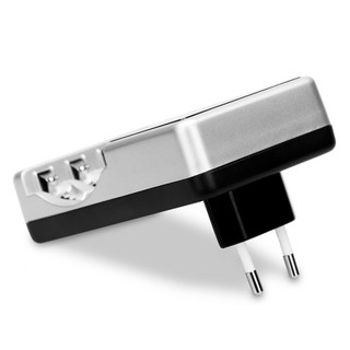 Máy sạc pin AA, AAA, 9V Energizer CHCC