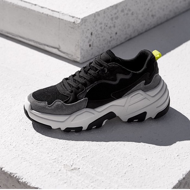 TRẢ HÀNG GIÀY SNK BERSHKA 525k