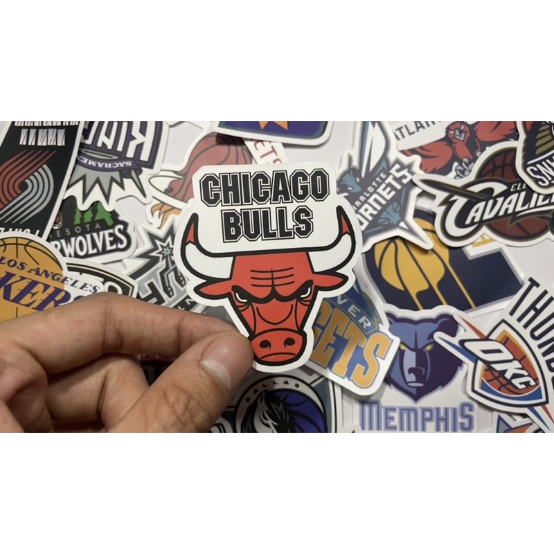 Bộ 32 Sticker hình dán decal Bóng rổ NBA, dán nón bảo hiểm, dán xe, dán laptop