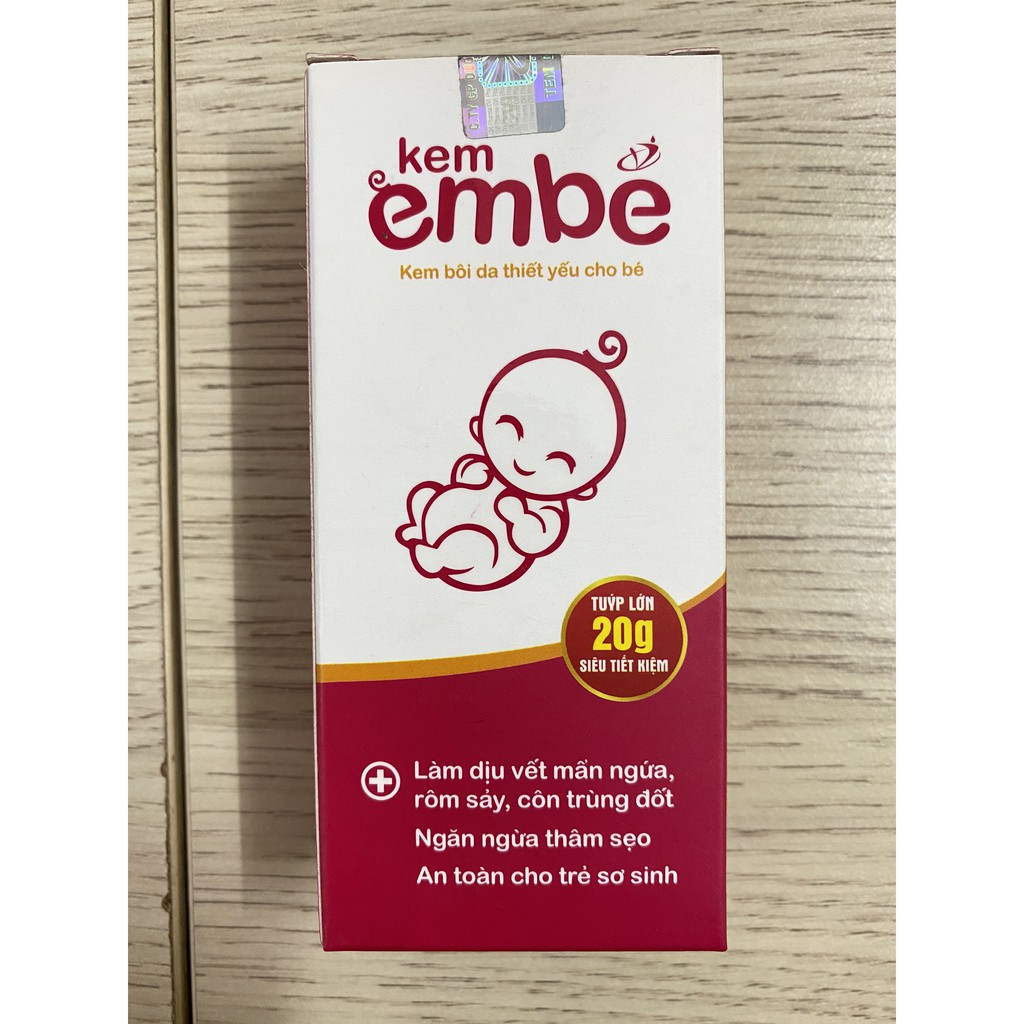 Kem Em Bé - Làm dịu vết mẩn ngứa, rôm sẩy, côn trùng đốt. Ngăn ngừa thâm sẹo. ( Tub 20g )