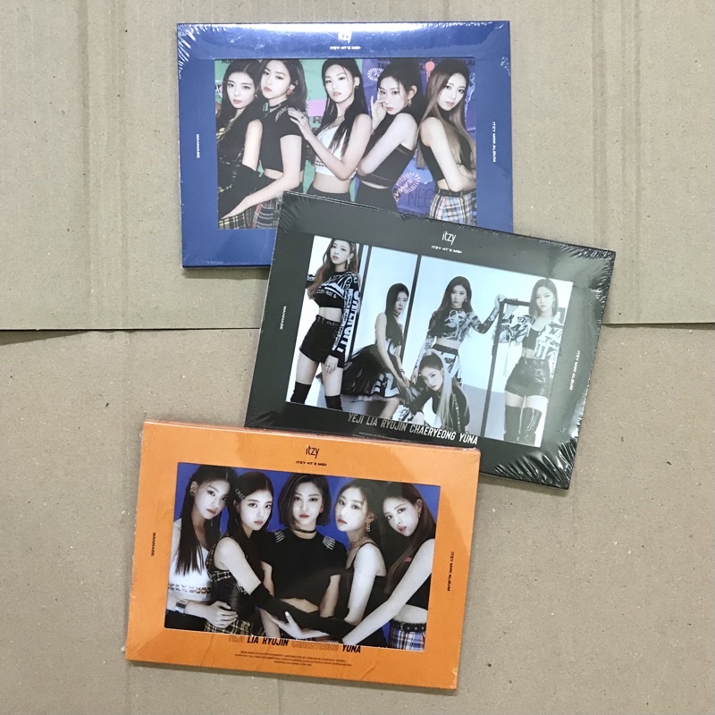 Bộ Giấy Ảnh Itzy - It'z Me