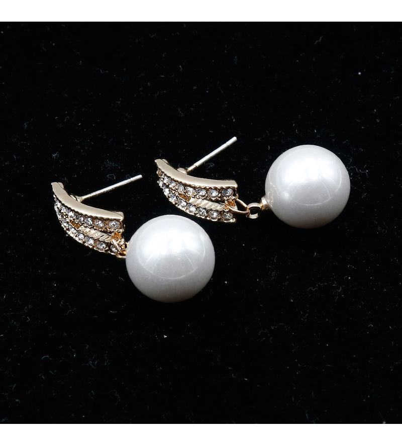 Đôi bông tai mạ bạc 925 đính ngọc trai nhân tạo sang trọng