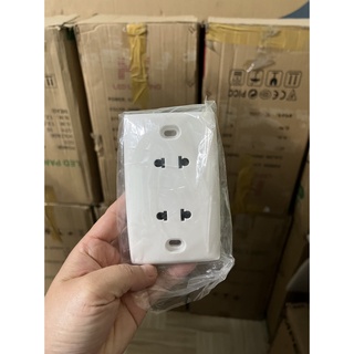 ổ cắm đôi 2 chấu dòng s-classic 16a - schneider- E426UST2CB_G19