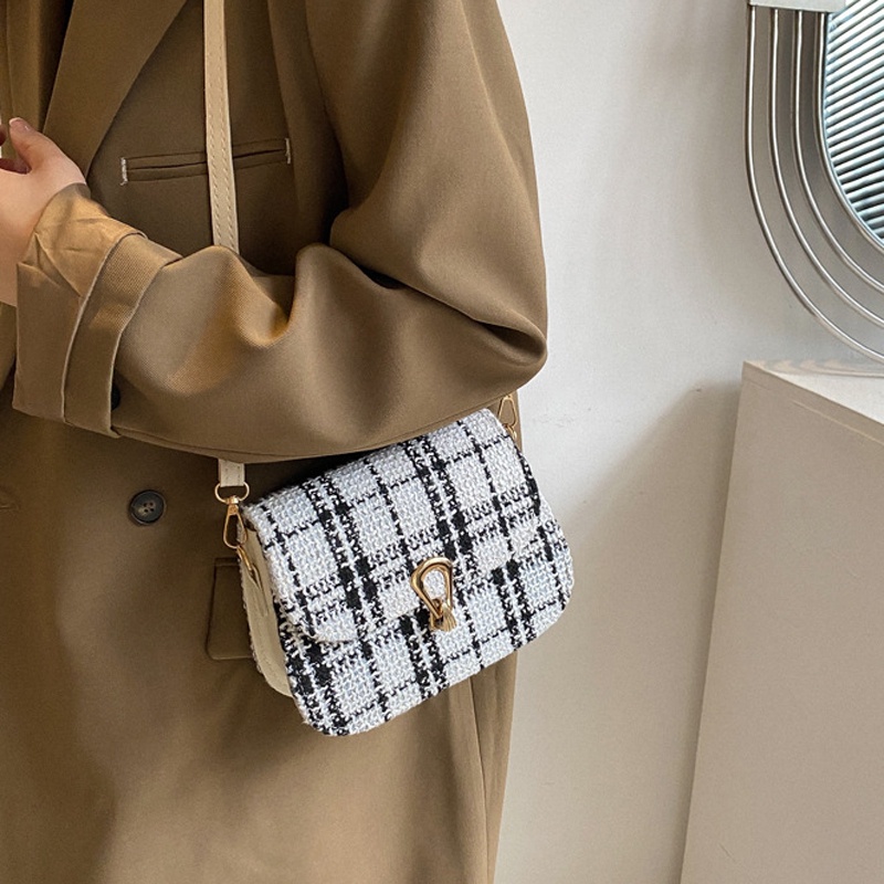 Túi Đeo Vai Họa Tiết Kẻ Sọc Đơn Giản Thời Trang Dành Cho Nữ