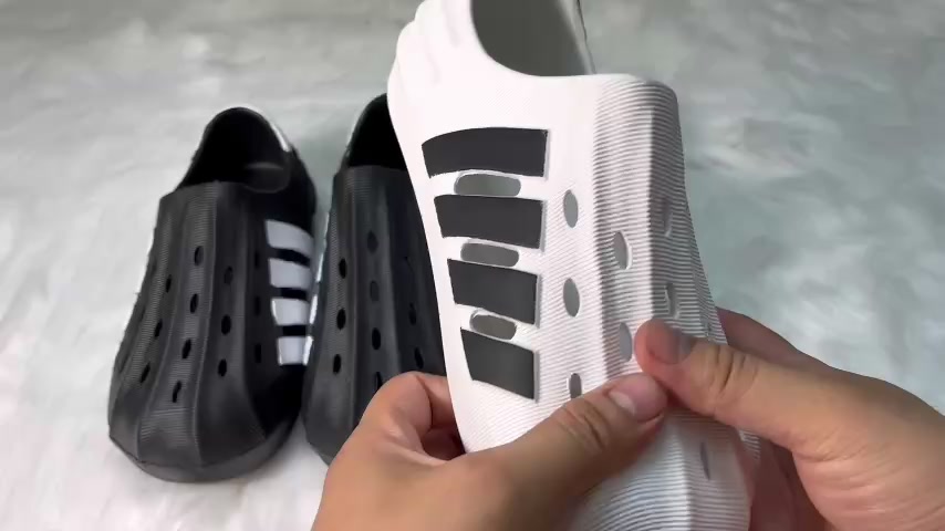 Giày sục unisex thời trang 4 Sọc phong cách ulzzang Hàn Quốc nhựa Eva đúc nguyên khối đi cực êm chân thoáng khí TH-81 | BigBuy360 - bigbuy360.vn