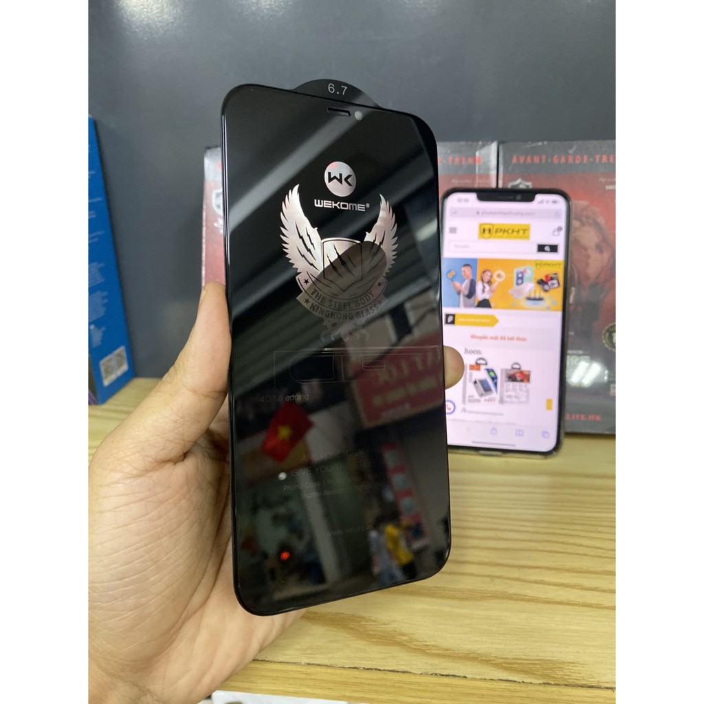 Kính Cường lực 4D Kingkong Chống nhìn trộm Iphone 13 / 13 Pro Max / 11 Pro / 11 Pro Max / 12 / 12 Pro / 12 Pro Max