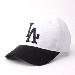Young dynamic style embroidered cap for both men and women