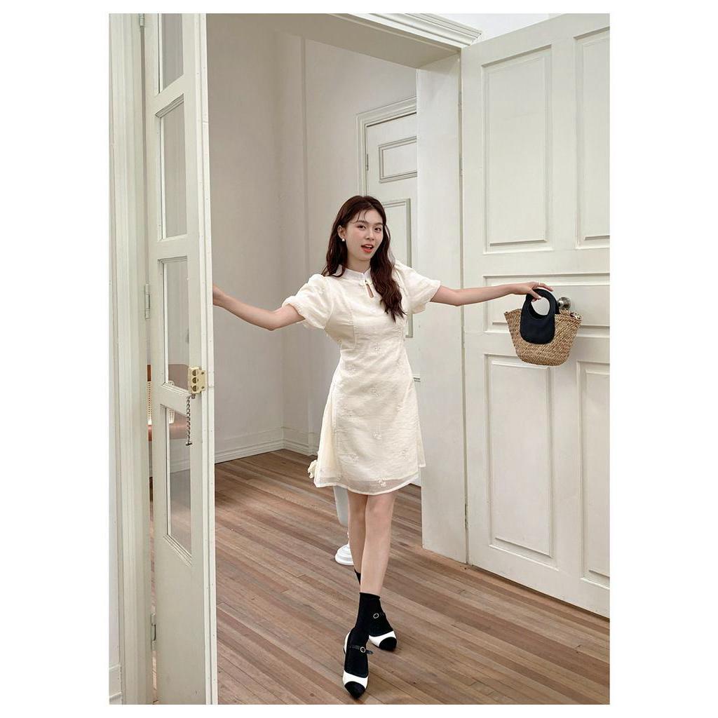 Đầm Sườn Xám Tay Ngắn Thêu Họa Tiết Thời Trang Mùa Hè 64055