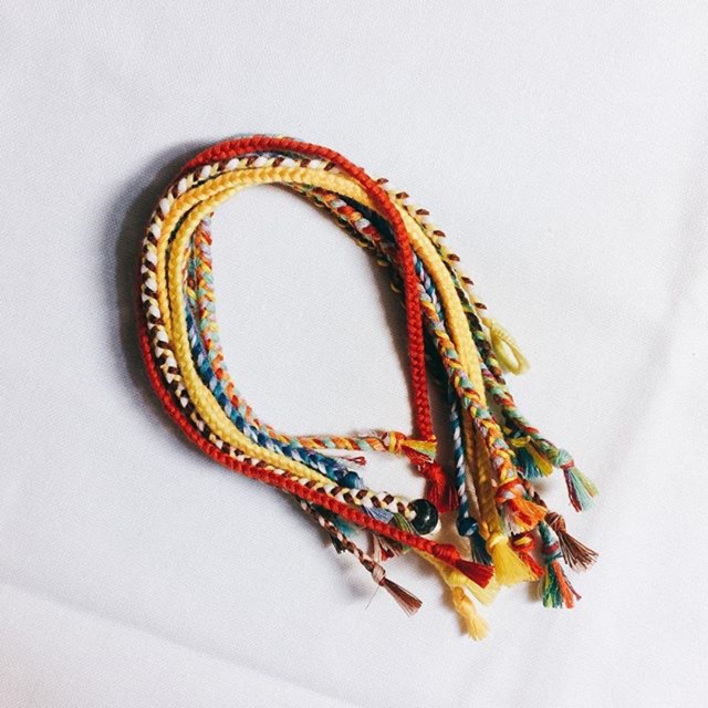 Vòng nhỏ thắt bính - Handmade