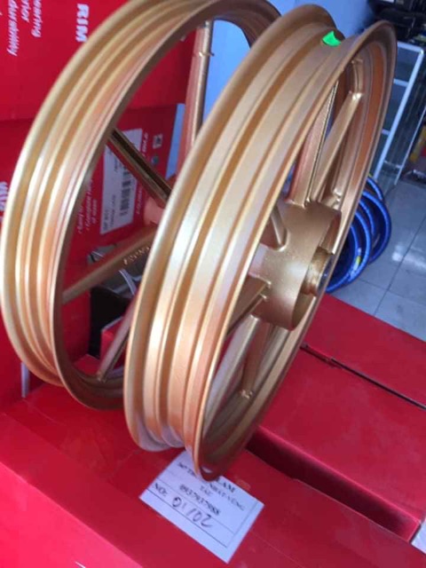 Mâm RCB 8 cây 2 đĩa yamaha " chính hãng " gắn ex 135 chính hãng