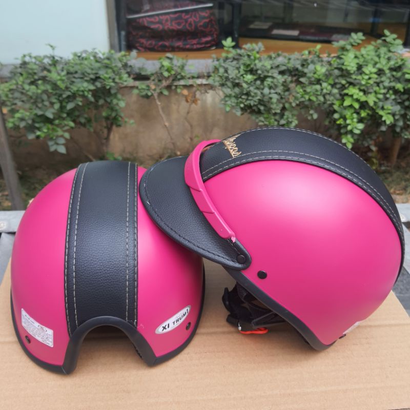 Mũ bảo hiểm nửa đầu vecpa sọc da,mũ đôi có khoét sau cho nữ chính hãng công ty trí liễu