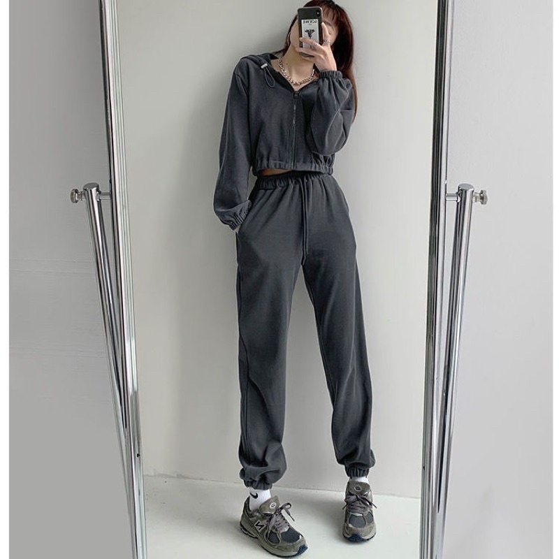 Set thể thao áo hoddie lửng có khoá kéo + quần dài ống rộng có dây rút thời trang