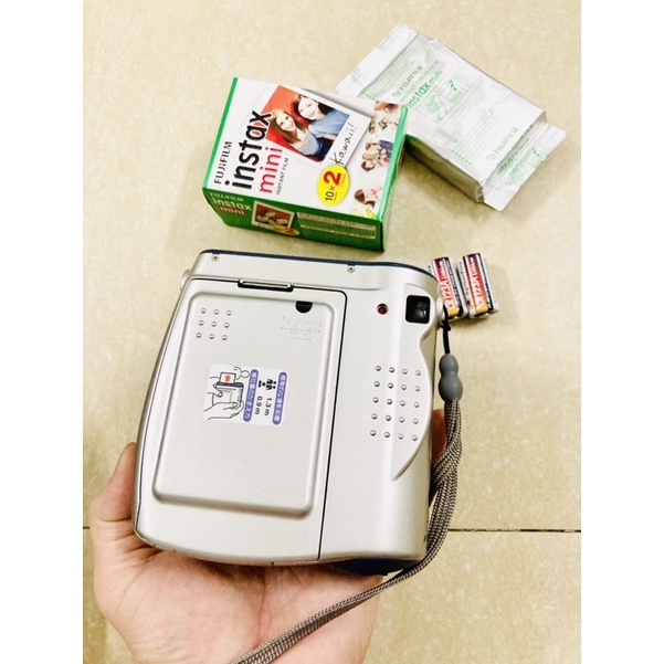 Máy chụp ảnh lấy liền Fujifilm Instax Mini 10 tặng kèm pin và 1 hộp film 10 tấm