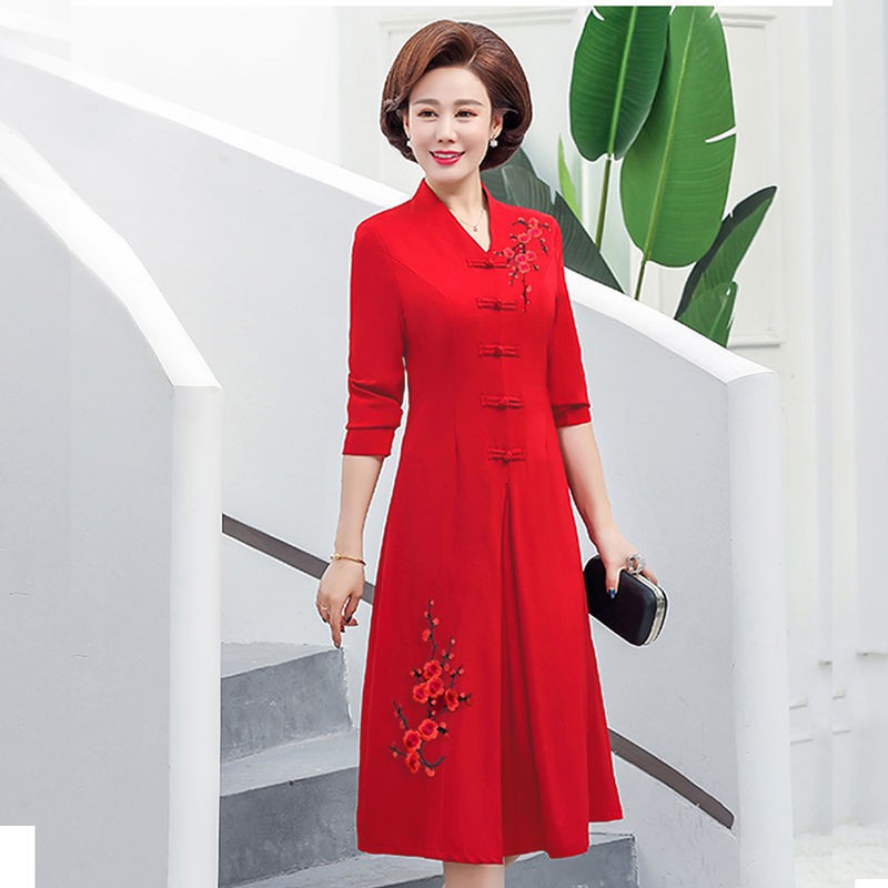 Thời trang trung niên✈✖Váy liền áo dài tay sườn xám cho mẹ Cưới Nữ Quý Phu Nhân trung niên mẫu mới xuân thu 2020
