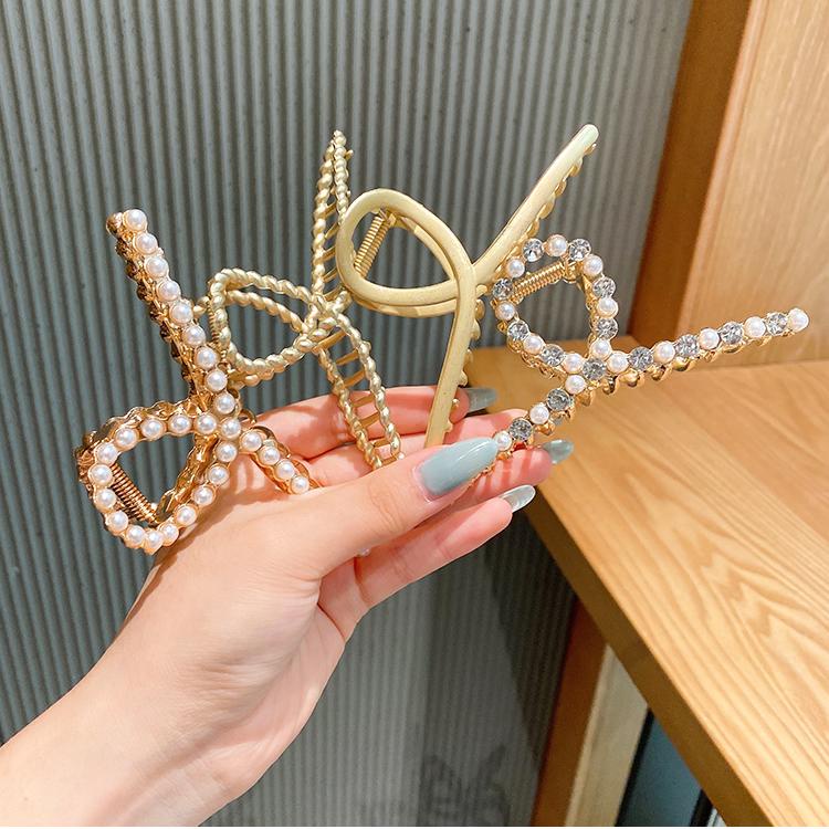 Kẹp tóc đính ngọc trai nhân tạo thời trang 2021